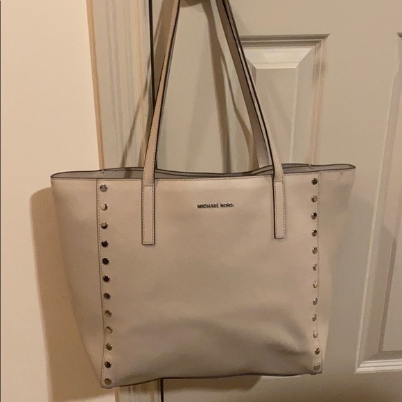 Michael Kors Handbags - Michael Kors Large Rivington Stud Tote